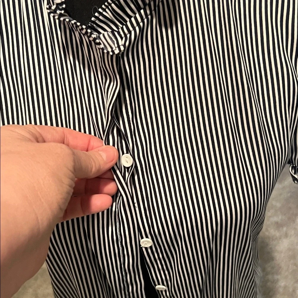 T Tahari Black and White Striped Button Down Shirt - Picture 6 of 10